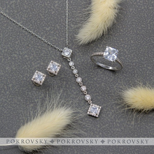 Кольцо из серебра 1101095-00775